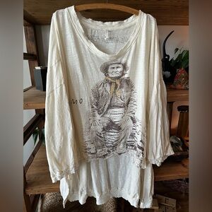 🤎 Magnolia Pearl Geronimo Hi-Lo Francis Tee